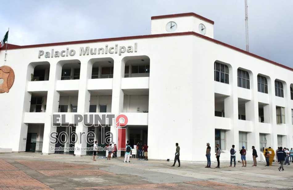 Ayuntamiento de Othón P. Blanco suspende labores a 600 trabajadores por carencia de recursos