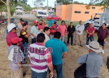 Empleados municipales de Felipe Carrillo Puerto se movilizan para pedir destitución de Director de Servicios Públicos