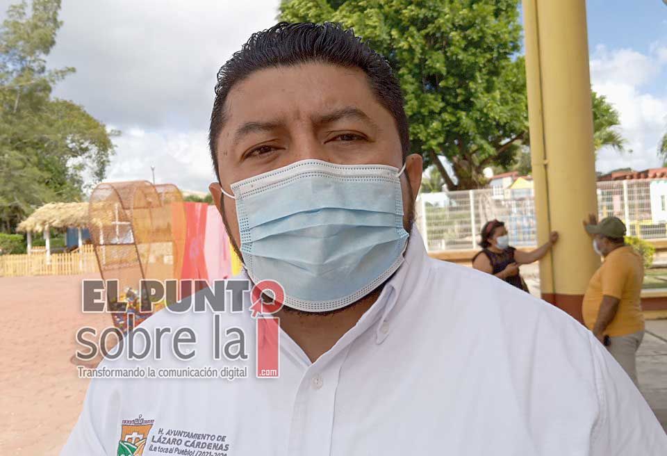 Alcalde de Lázaro Cárdenas anuncia positivo a coronavirus; dice tener síntomas leves