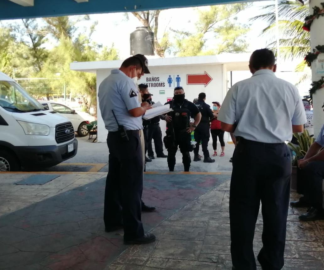 Se hunde embarcación turística cerca de Isla Mujeres, muere niña de cinco años