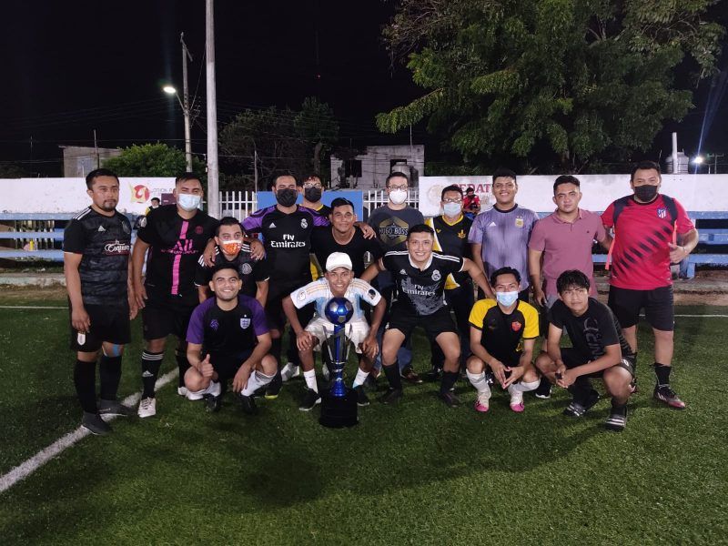 Nopaleros FC gana el Torneo del Pavo de fútbol 6