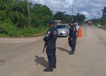 Policía de Lázaro Cárdenas se involucra en combate contra nueva ola de coronavirus