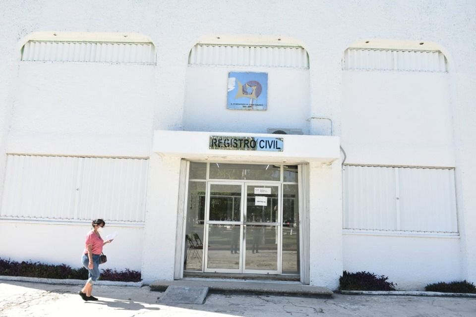Anuncian inicio de proceso para recibir documentación de las parejas que deseen contraer matrimonio el 14 de febrero en Othón P. Blanco
