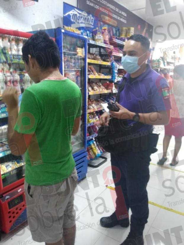 Publicación en redes sociales permite ubicar a joven con autismo que estaba perdido en Cancún