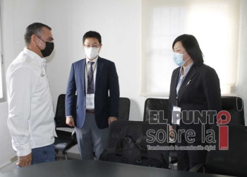 Funcionario policiaco de Cancún se reúne con representantes de la Embajada de Japón