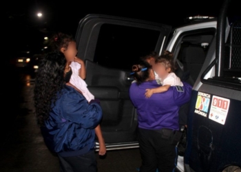 Rescatan en Cancún a cuatro menores que vivían en condiciones deplorables