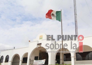 Ayuntamiento de José María Morelos prepara incineración, por vez primera de bandera mexicana
