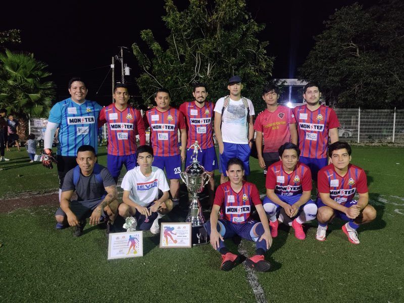 Drink Team conquista el bicampeonato en la Chicotera