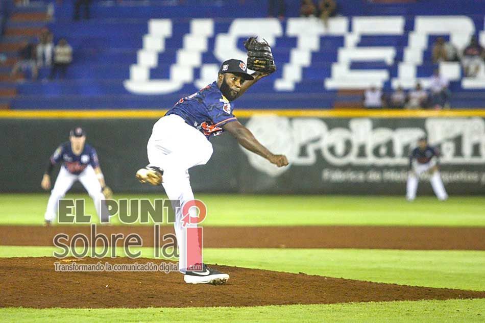 El cerrador curazoleño Wendell Floranus regresa con los Tigres