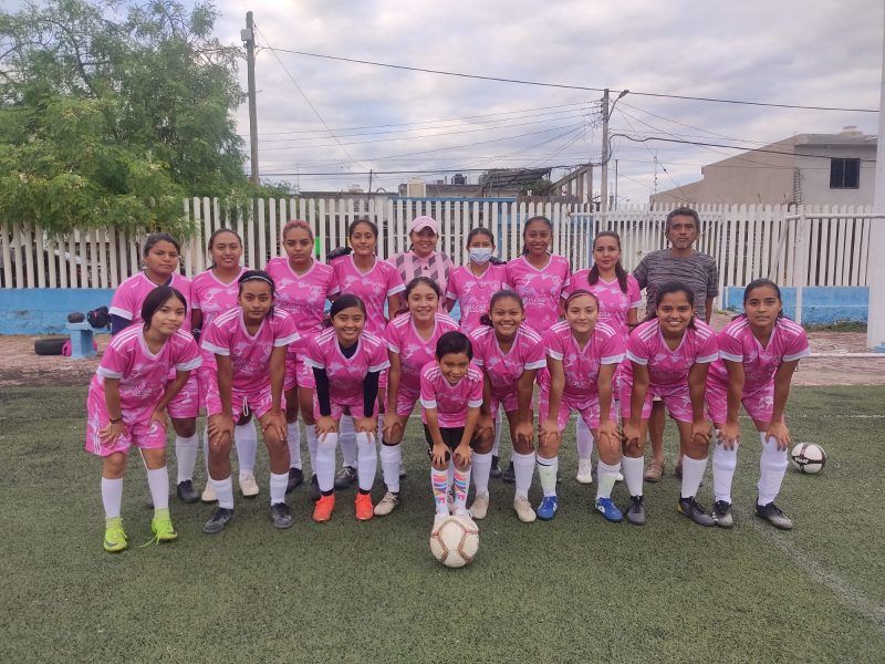 Club Amigas y Leonas destacan en la Liga de futbol femenil