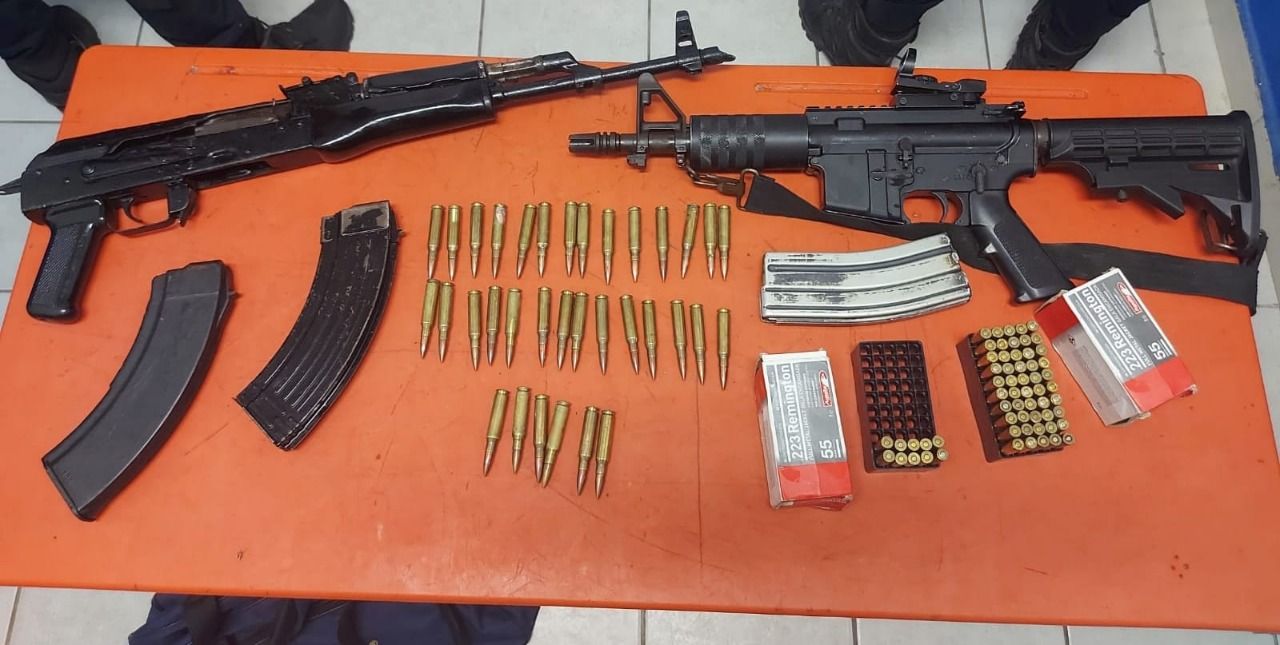 Aseguran armas largas en fraccionamiento de Playa del Carmen