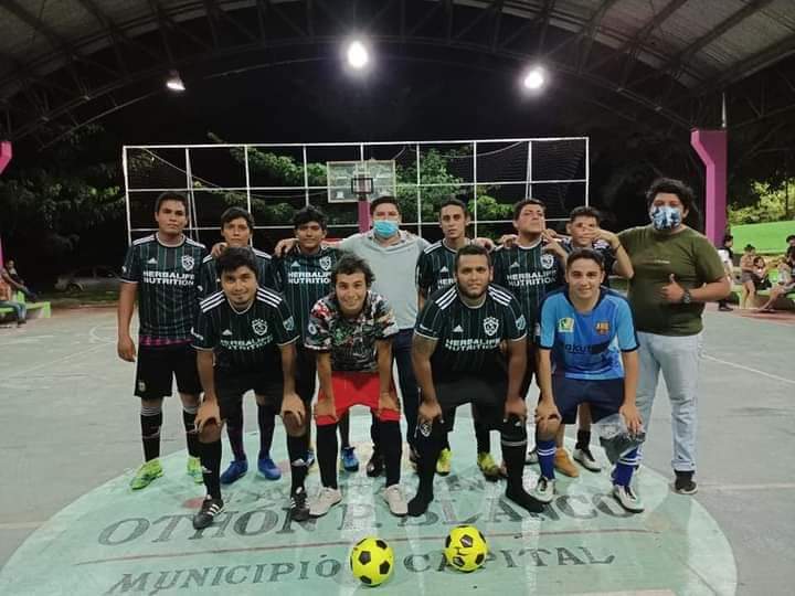 Finaliza temporada regular en torneo de fútbol sala