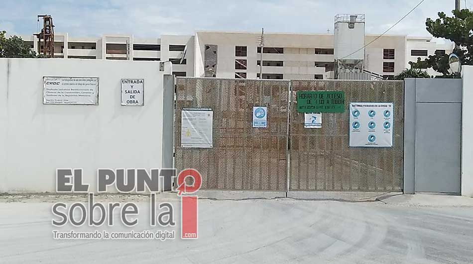 Sujeto ingresa vestido de trabajador para robar construcción de hotel en Isla Blanca, se lleva 5 millones de pesos