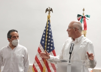 Ken Salazar garantiza atraer mayor inversión hacia el Sureste, “un sitio con amplias ventanas de oportunidades”