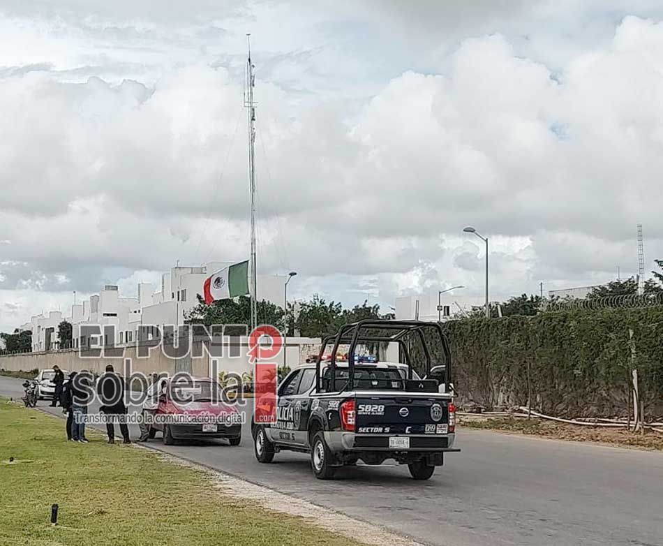 Sujetos en motocicleta balean a menor de edad en la zona sur de Cancún