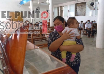 Obispo de Quintana Roo despide restos mortales de sacerdote de parroquia de Lázaro Cárdenas