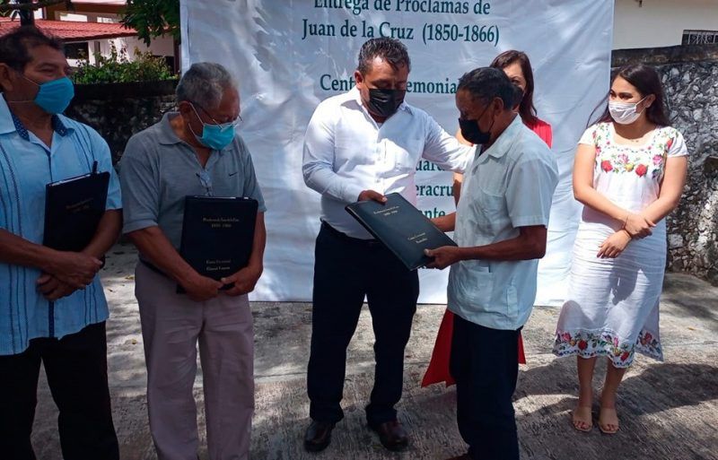 Gobernación entrega proclamas a dignatarios de Centros Ceremoniales