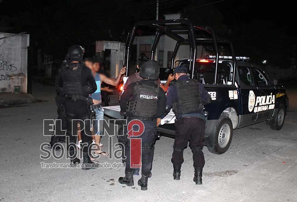 Recorridos de vigilancia en varias zonas de Cancún dejan detenidos por faltas administrativas