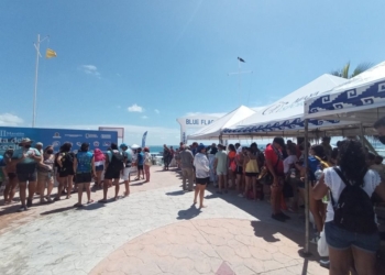 El Maratón de Aguas Abiertas Ruta de los Arrecifes reúne a más de 500 participantes