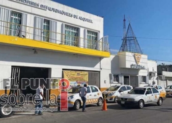 Hasta 20 taxistas chetumaleños presentan síntomas de COVID-19 a la semana, pero no se hacen pruebas confirmatorias