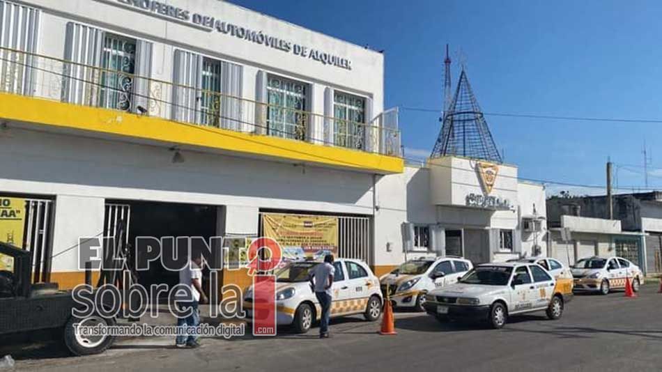 Hasta 20 taxistas chetumaleños presentan síntomas de COVID-19 a la semana, pero no se hacen pruebas confirmatorias