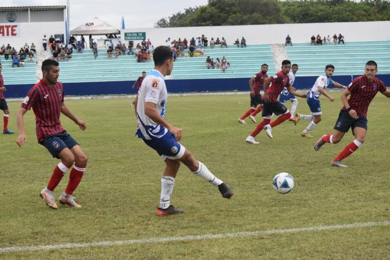 Yalmakan FC golea en casa y acumula 450 minutos sin recibir gol