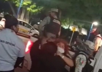 Con zafarrancho transportistas reciben a la Marina que asume el control del aeropuerto