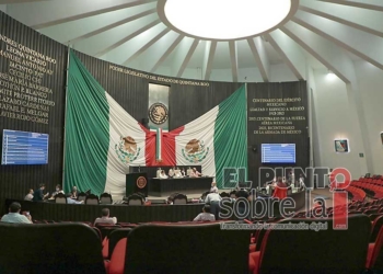 Avalan diputados reforma que le da autonomía a la UQROO