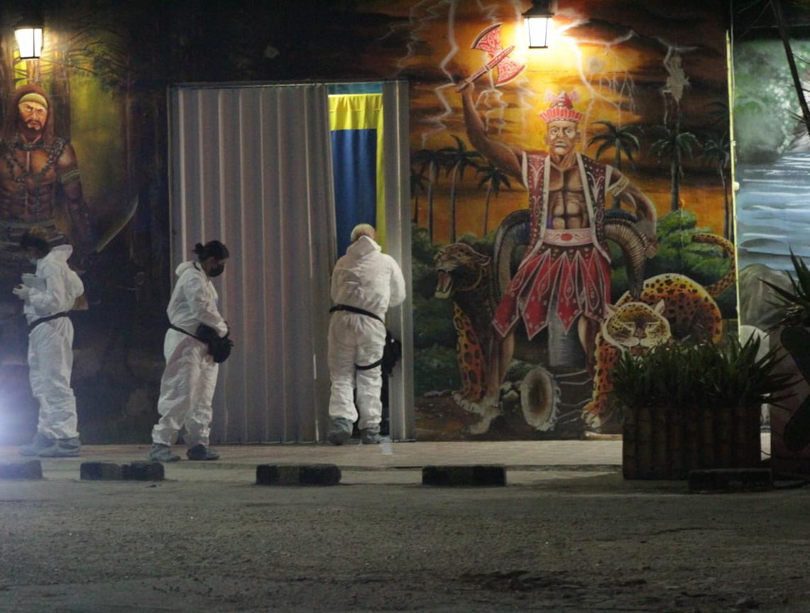 Ejecutan a sujeto que estaba en un bar de Cancún