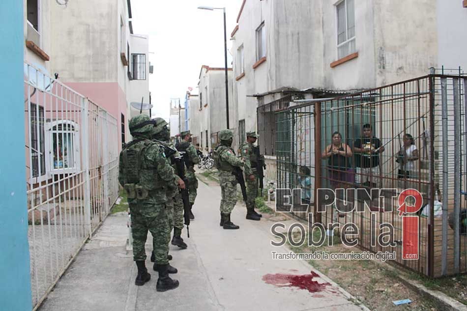 Grave, joven de 17 años baleado en peligroso fraccionamiento de Cancún