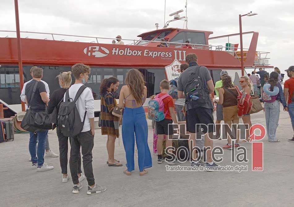 Holbox registró turismo el fin de semana, pese a frente frio y sismo