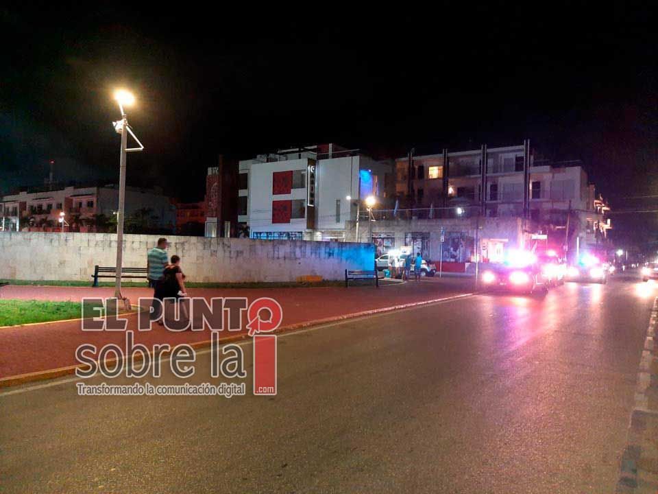 Se incendia palapa de hotel en el centro de Playa del Carmen