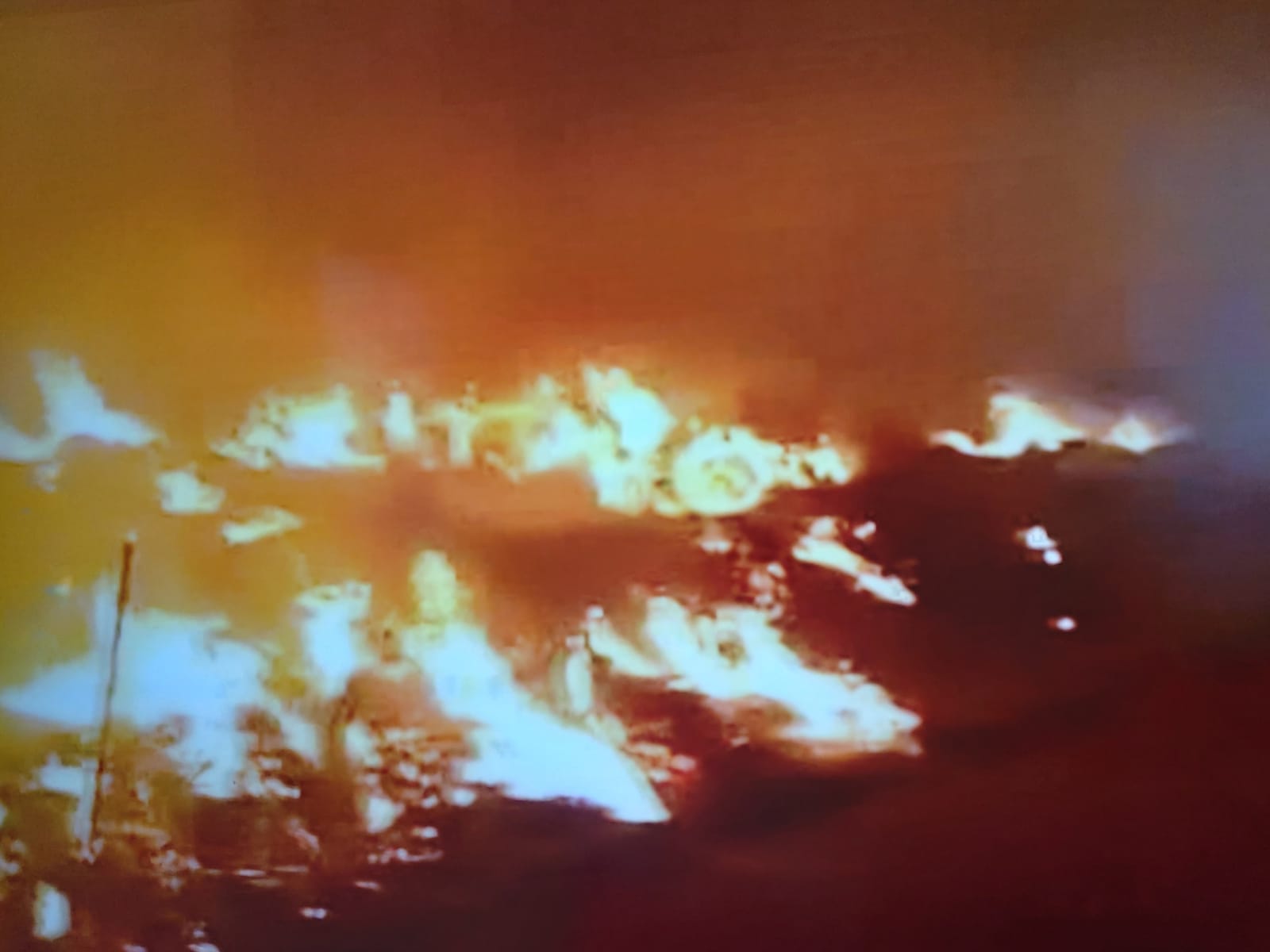 Arde el país