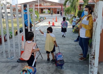 Refuerzan medidas sanitarias al reanudarse clases presenciales en Q.Roo