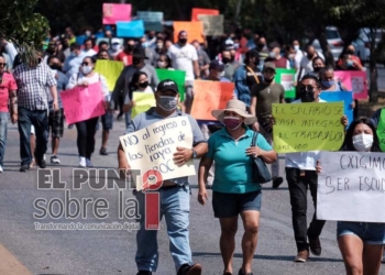 Trabajadores exigen desechar iniciativa que permitirá cobros ilegales vía nómina