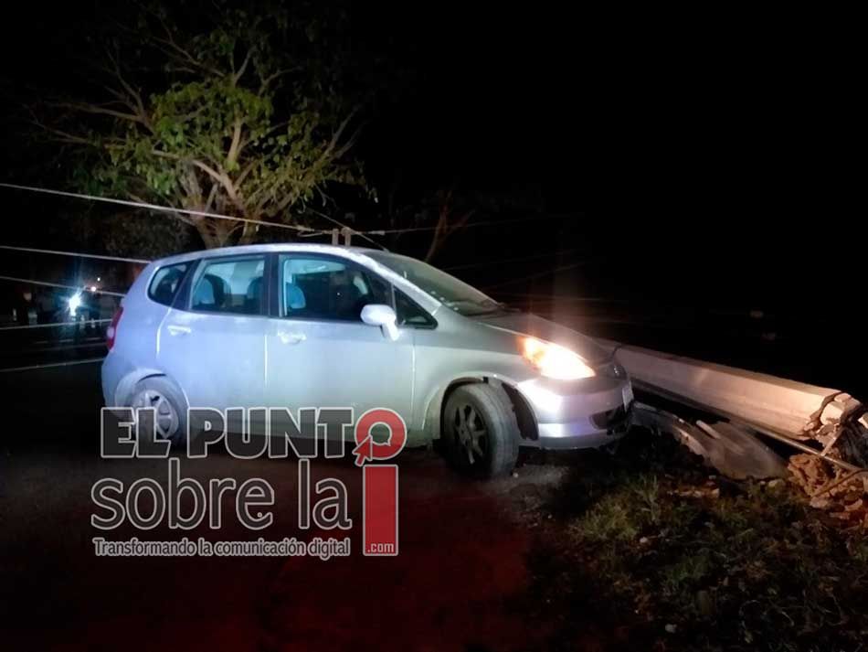 Conductor alcoholizado acompañado de niños deja sin energía eléctrica varias colonias