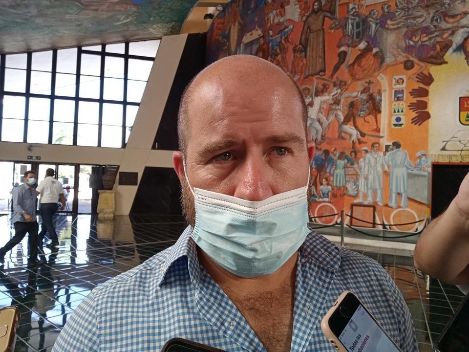 Gobierno de Carlos Joaquín pretende «heredar» deuda de 85 mdp con el Issste