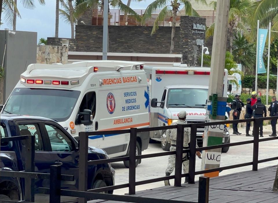 Trabajadores del lugar, las dos víctimas de explosión en restaurante de Playa del Carmen