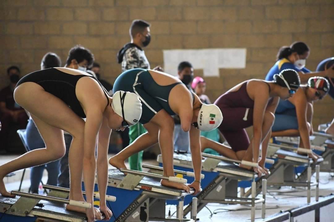 Destacan sirenas quintanarroenses en el Campeonato Nacional Clase “B” de Natación Artística