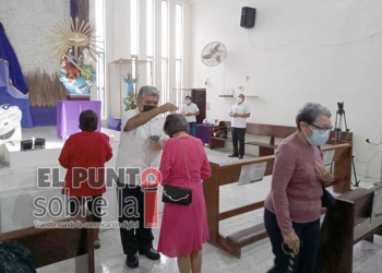 Iglesia católica celebra tradicional «Miércoles de Ceniza» en capital de Quintana Roo