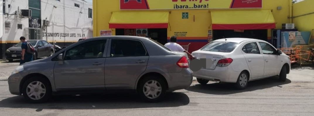 Fue de compras y terminó chocando