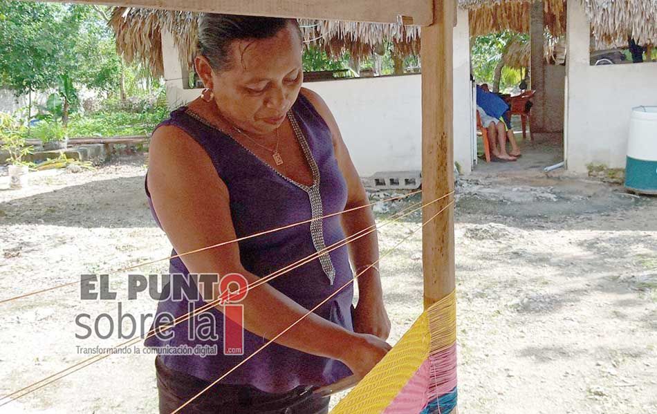 Artesanas cardenenses inician repunte económico tras dos años de pandemia