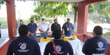 Coordinación Municipal de Protección Civil recibe equipo, para una mejor atención