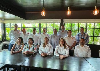 La Canirac escucha propuestas de candidatos de Movimiento Ciudadano