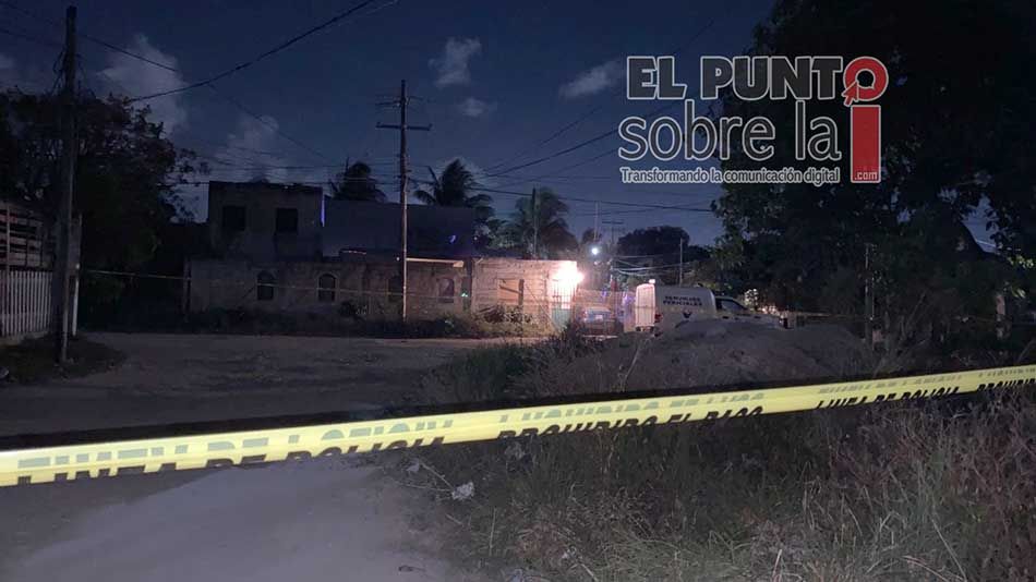 Amarrado de las manos y con una bolsa en la cabeza, abandonan cuerpo en calle de Cancún