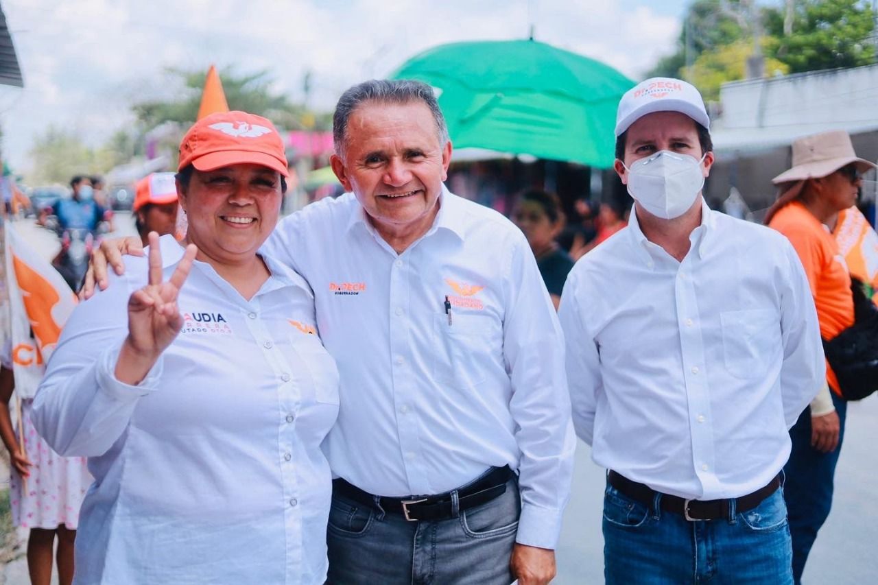 José Luis Pech se compromete a atender los severos rezagos que padece Cancún