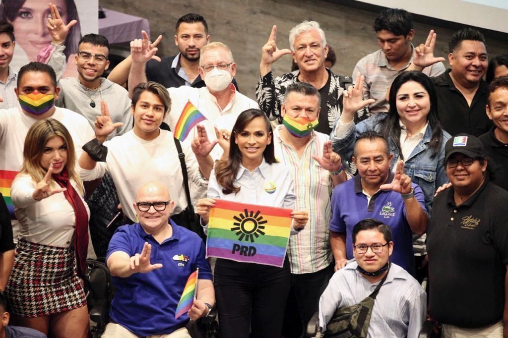 Laura Fernández, la única candidata con propuestas
