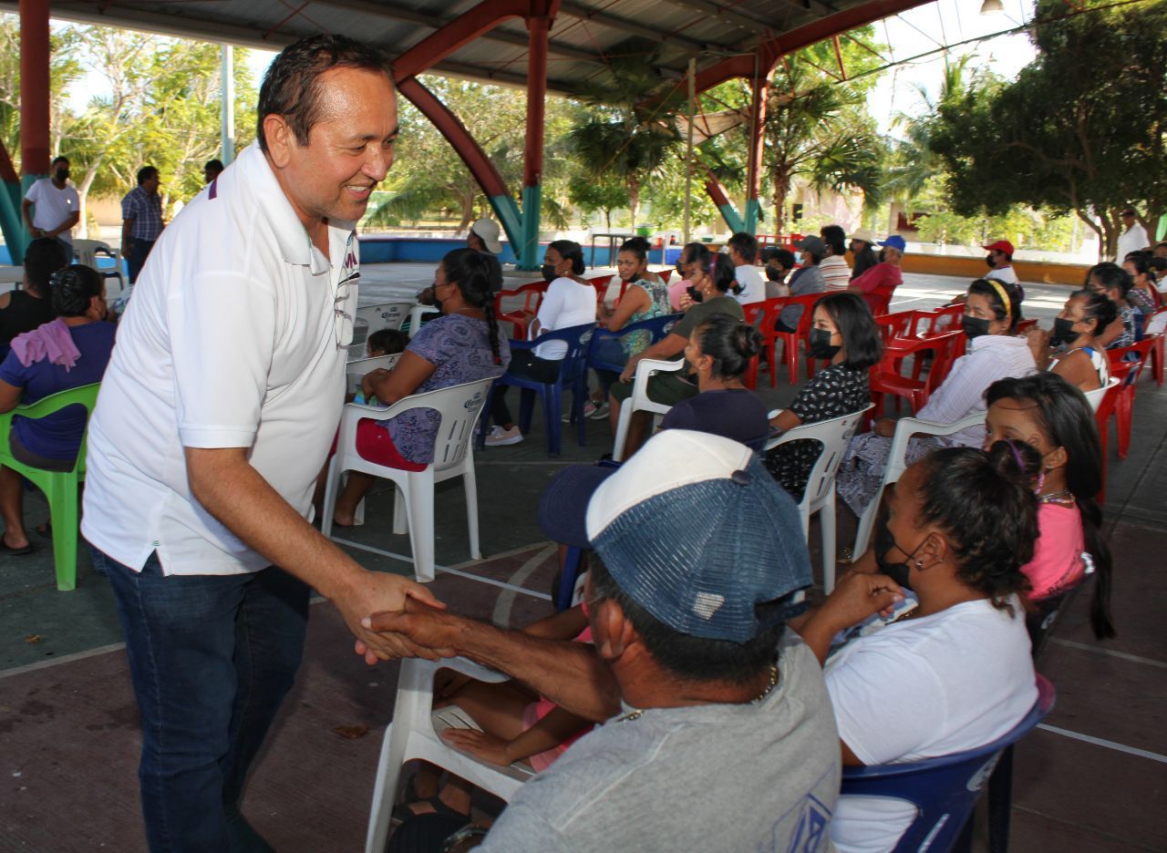 Campesinos y productores de copra tendrán más beneficios con Nivardo Mena