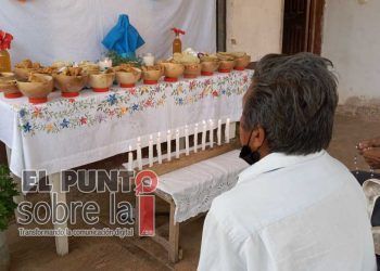 Dignatarios mayas inician festejos de la Santa Cruz en Kantunilkín