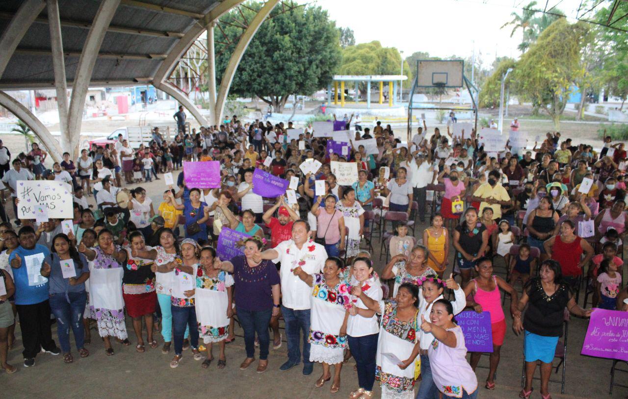 Nivardo Mena se “apodera” de la zona maya